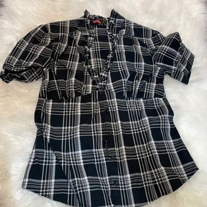 Black and white plaid top